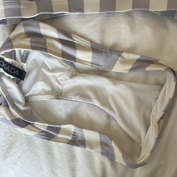 Bikini set - Picture 3 of 4